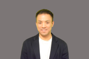 与那嶺アキオ